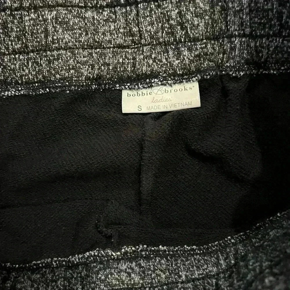 Bobbie Brooks black pajama lounge set size small - Picture 3 of 4